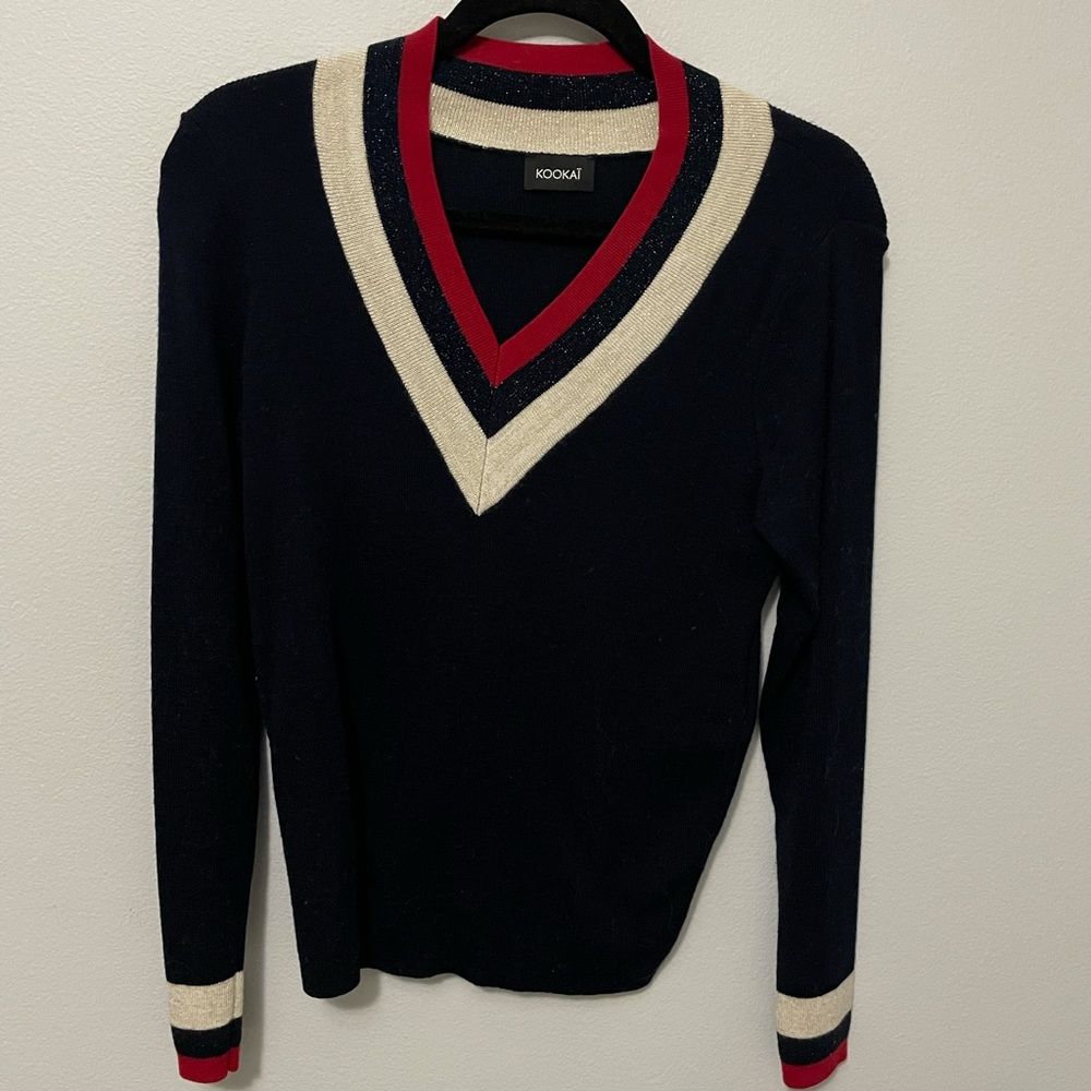 V neck sweater from Kookai in Paris
